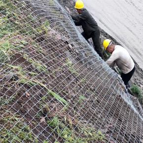 Mine Spraying Greening Hanging Net Hot-dip Galvanized Iron Wire Diamond-shaped Chain Link Fence Wire Mesh Mountain Slope Protection Shotcrete Net