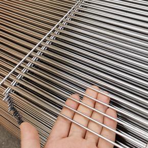 Pet Cage Mesh Seedbed Galvanized Mesh Shelf Tray Mesh Chicken Pigeon Rabbit Cage Metal Mesh